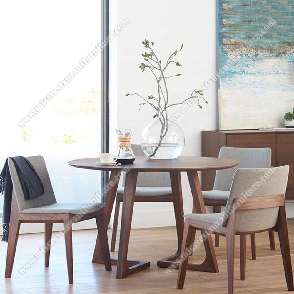 leather upholstered cafe chairs 2416